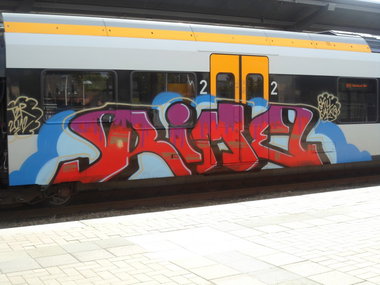 Graffiti Train - Photo by 505er - Rime