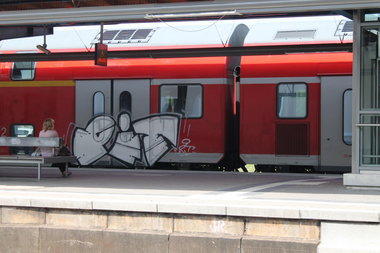 Graffiti Train - Photo by 505er - Pit