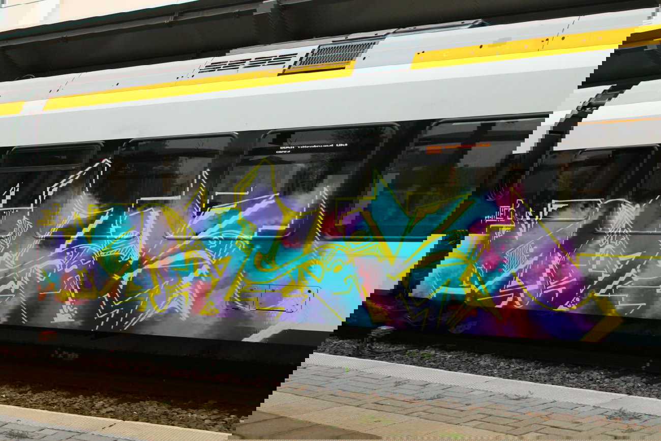 Graffiti Train - Photo by 505er - Mask