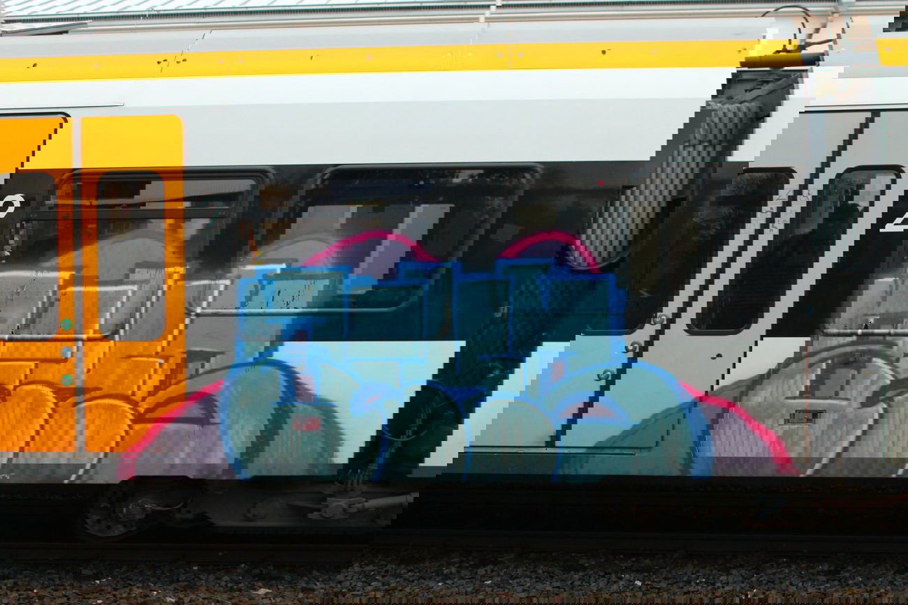 Graffiti Train - Photo by 505er - Beks