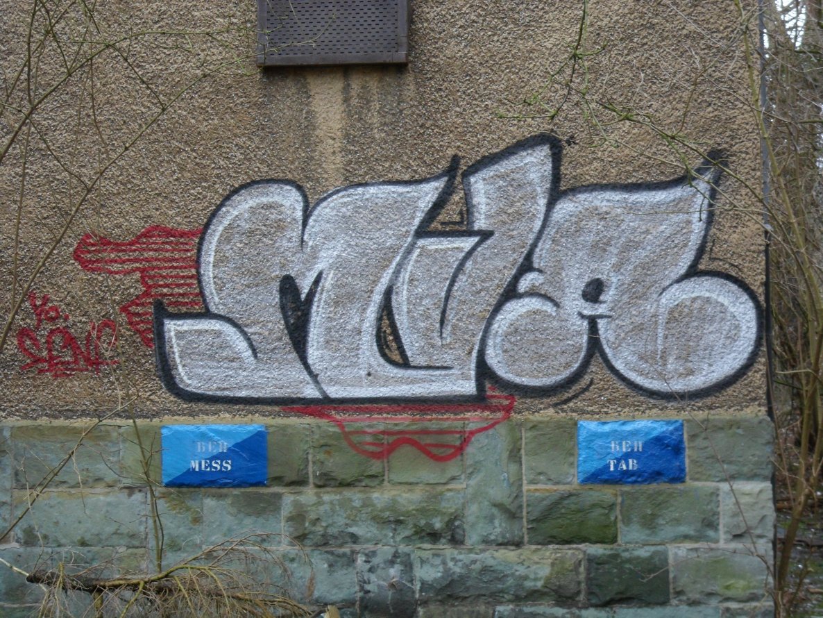 Graffiti Bombing - Photo by 505er - MVA