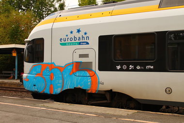 Graffiti Train - Photo by 505er - Sal