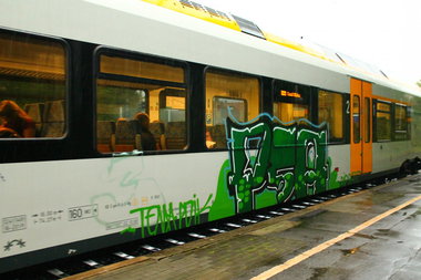 Graffiti Train - Photo by 505er - PSA