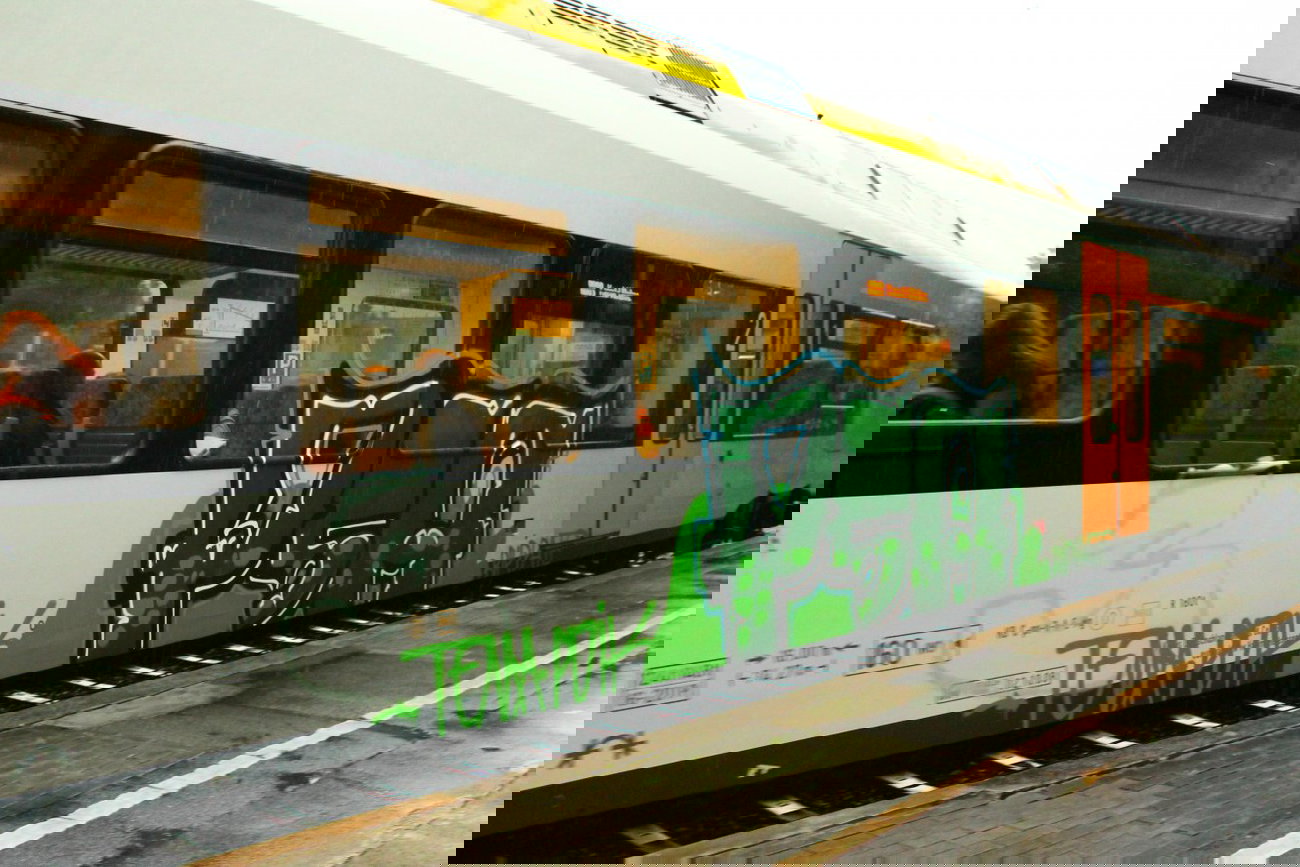 Graffiti Train - Photo by 505er - PSA