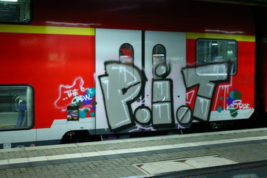 Graffiti Train - Photo by 505er - PIT