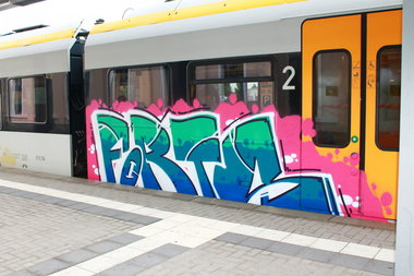 Graffiti Train - Photo by 505er - Forts