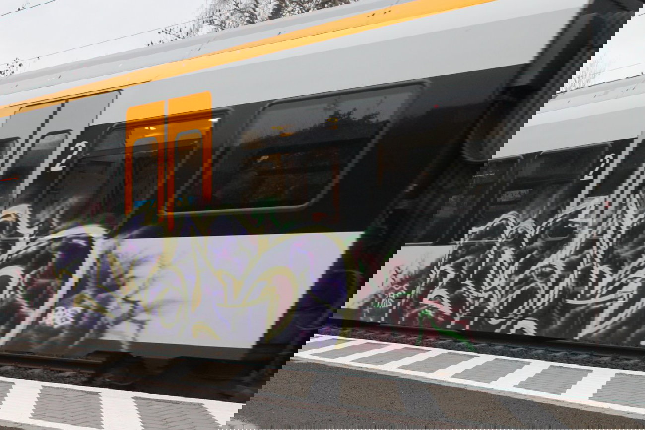 Graffiti Train - Photo by 505er - Beks