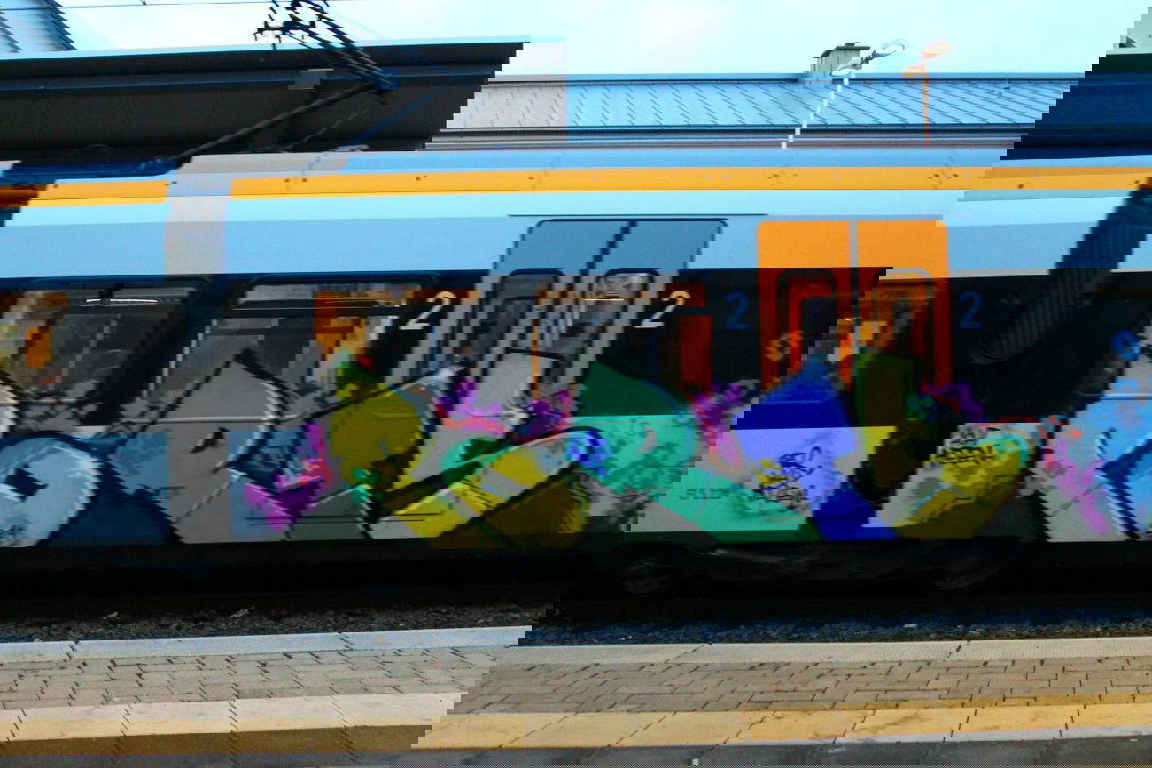 Graffiti Train - Photo by 505er - Ports
