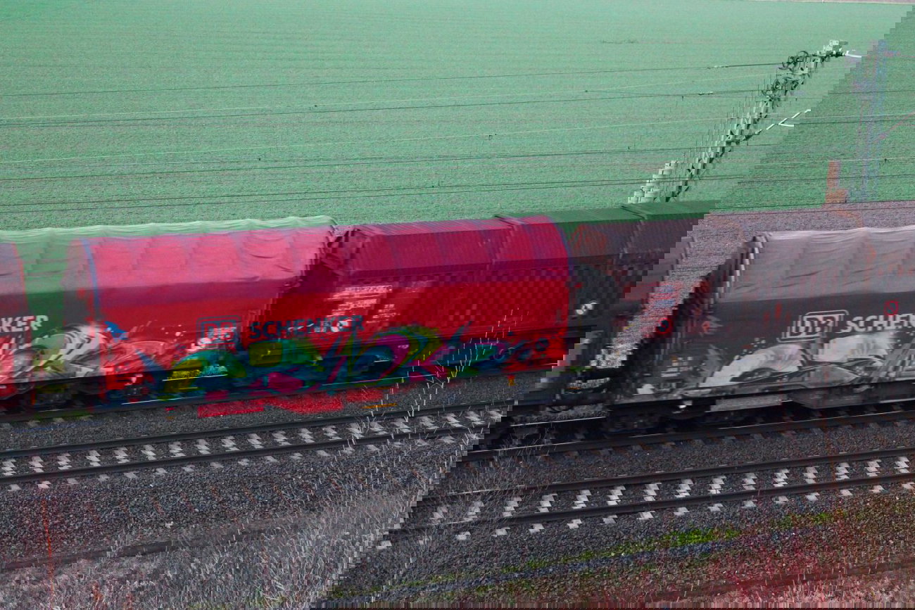 Graffiti Train - Photo by 505er - Semor, ?