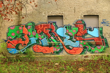 Graffiti Wall - Photo by 505er - Bares, MKS