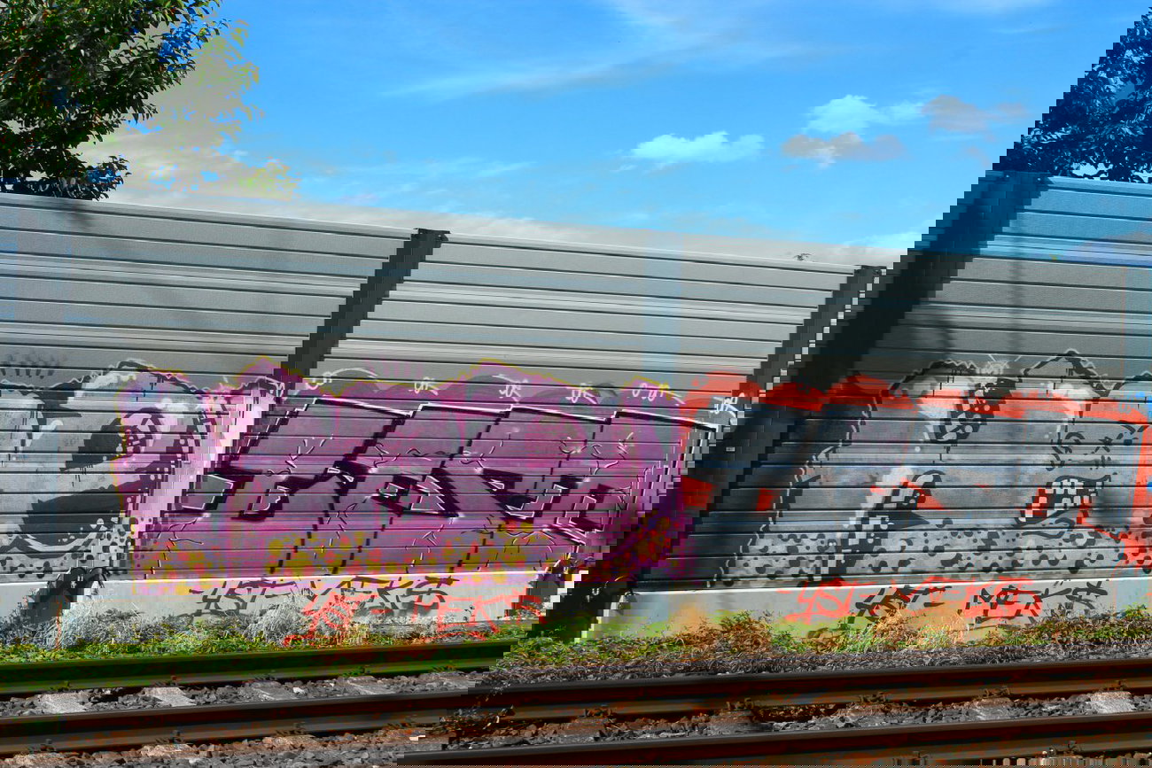 Graffiti Wall - Photo by 505er - Hoe, List