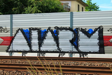 Graffiti Wall - Photo by 505er - Alarm