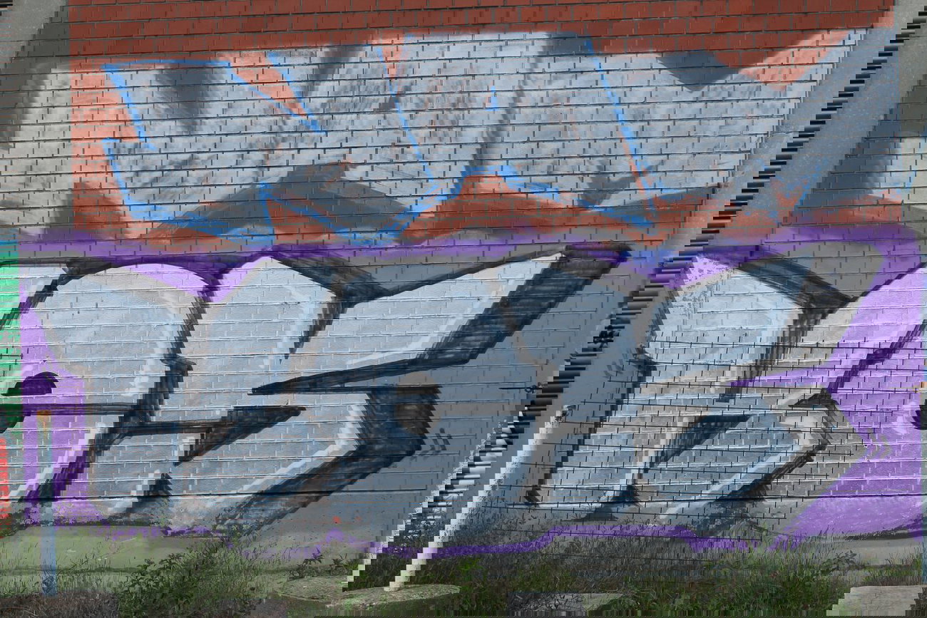Graffiti Bombing - Photo by 505er - kes