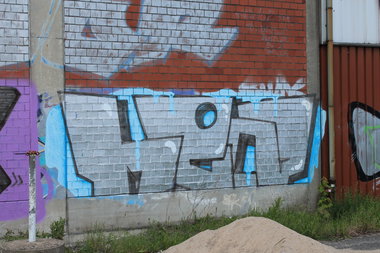 Graffiti Wall - Photo by 505er - hez