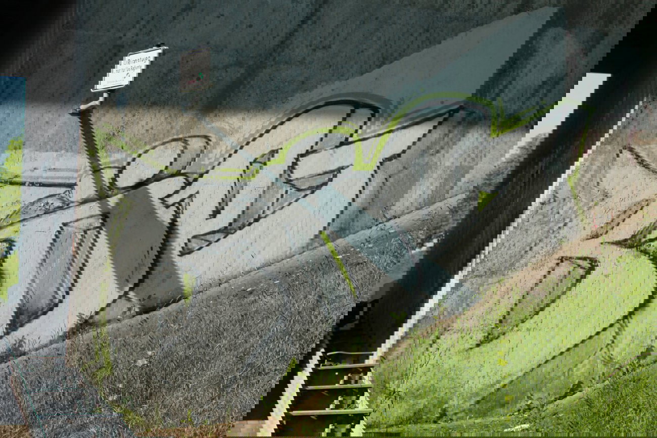 Graffiti Bombing - Photo by 505er - böe