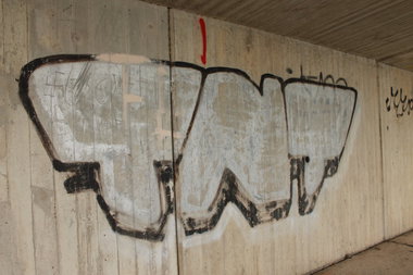 Graffiti Bombing - Photo by 505er - tnt