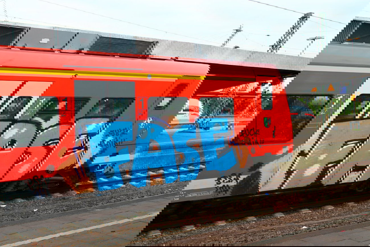 Graffiti Train - Photo by 505er - fase