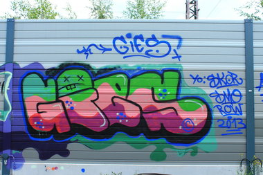Graffiti Wall - Photo by 505er - gies