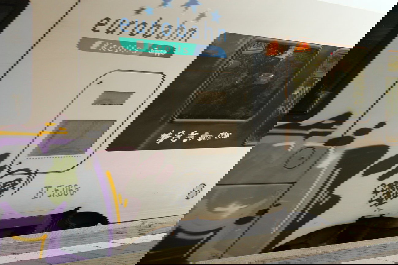 Graffiti Train - Photo by 505er - cornerlove