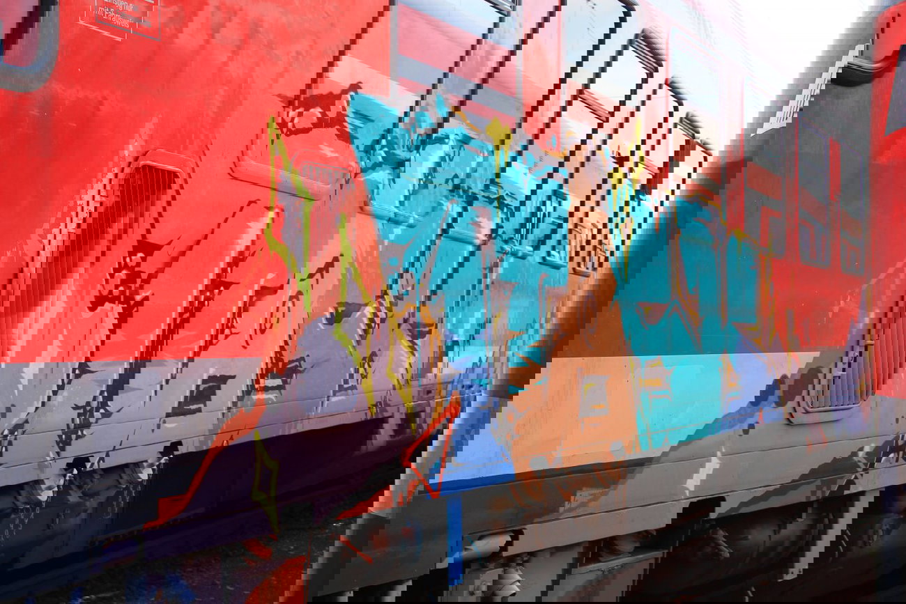 Graffiti Train - Photo by 505er - 1task