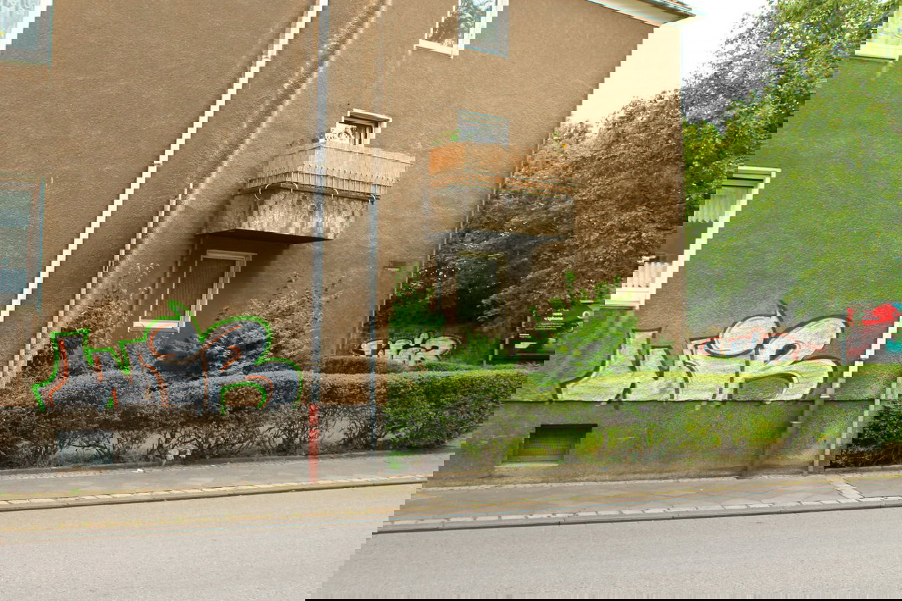 Graffiti Bombing - Photo by 505er - wir, wir