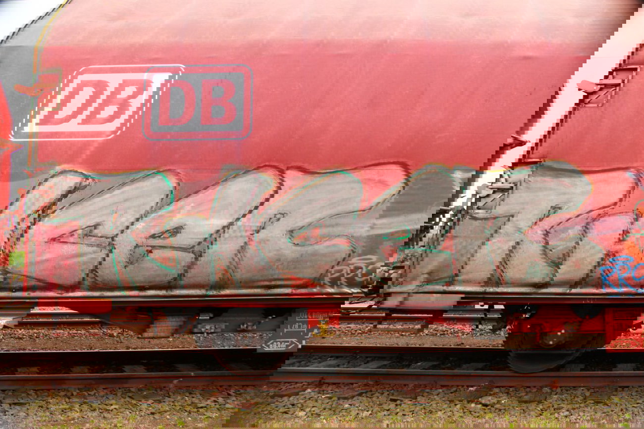 Graffiti Train - Photo by 505er - racer