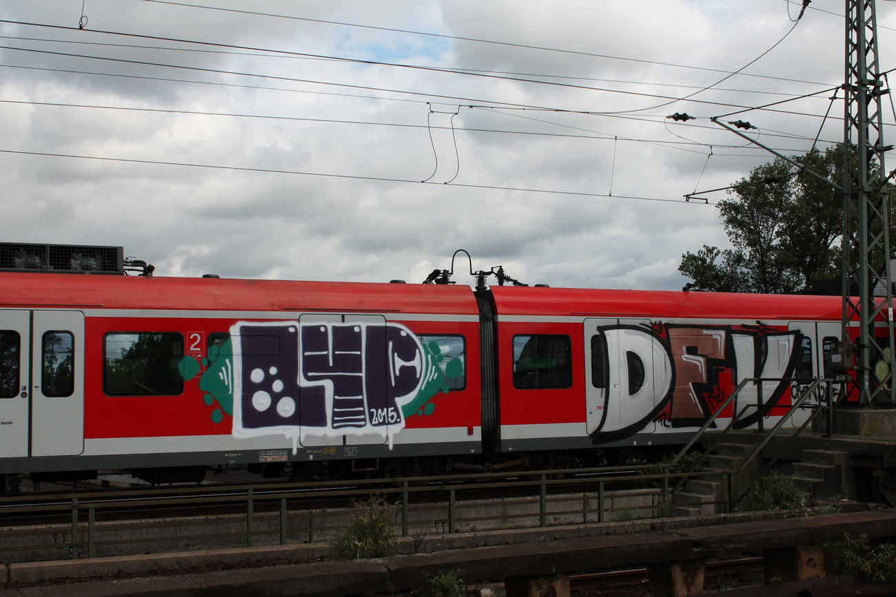 Graffiti Train - Photo by 505er - lyp, dfv