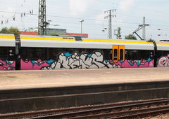 Graffiti Train - Photo by 505er - Beks