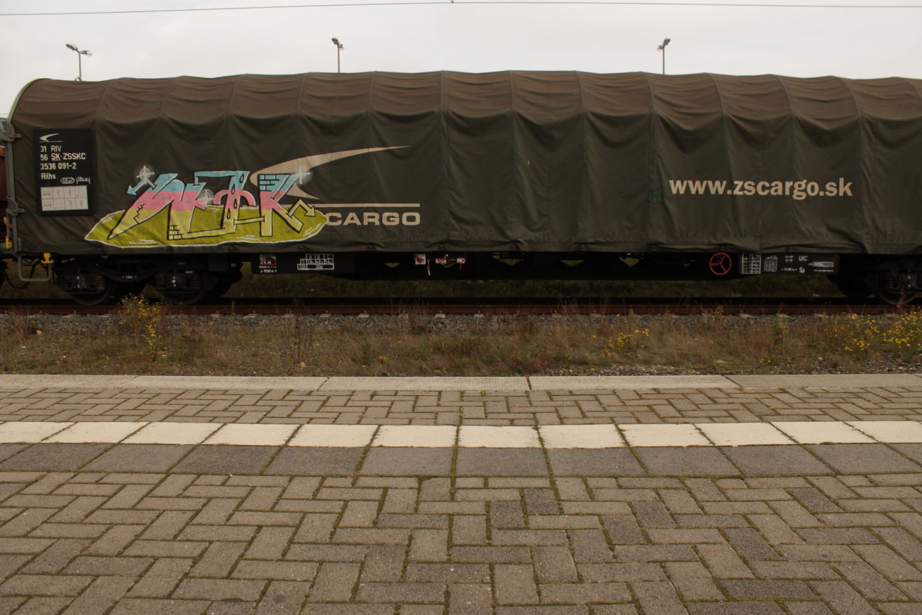 Graffiti Train - Photo by 505er