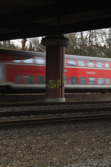 Graffiti Bombing - Photo by 505er - sif