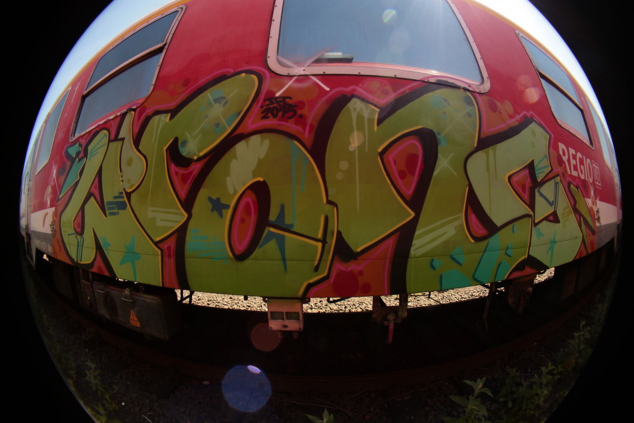Graffiti Train - Photo by 505er - wrong