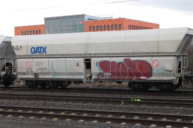 Graffiti Train - Photo by 505er - void