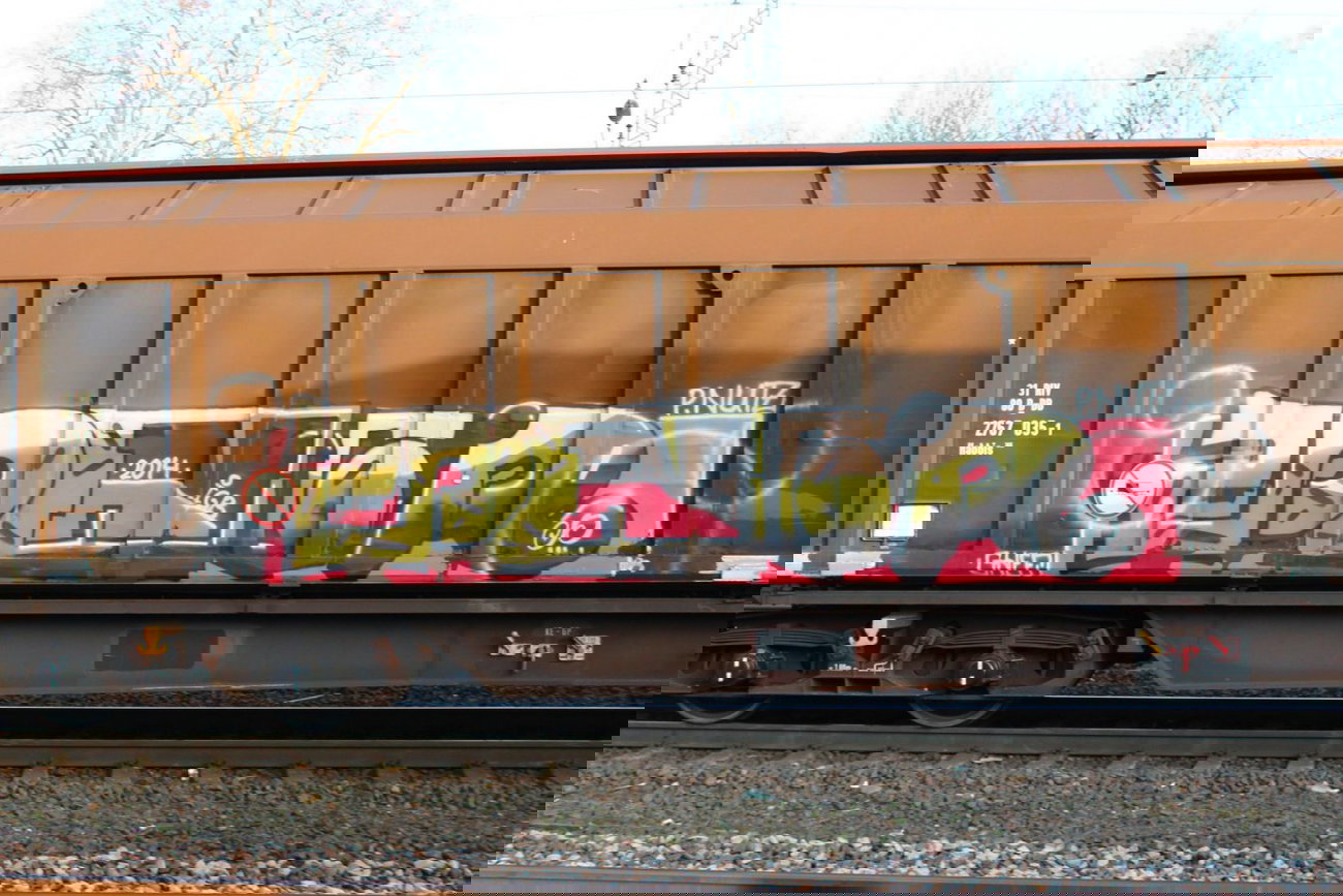 Graffiti Train - Photo by 505er - spencr
