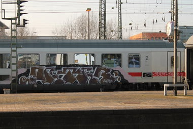 Graffiti Train - Photo by 505er - Peter