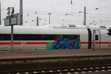Graffiti Train - Photo by 505er