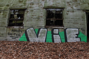 Graffiti Wall - Photo by 505er - vie