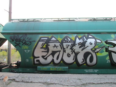 Graffiti Train - Photo by 5483r143 - freight (2013)