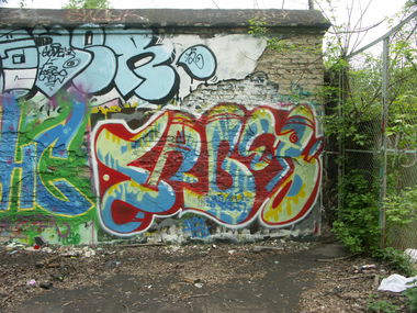 Graffiti Wall - Photo by 5483r143 (2012)