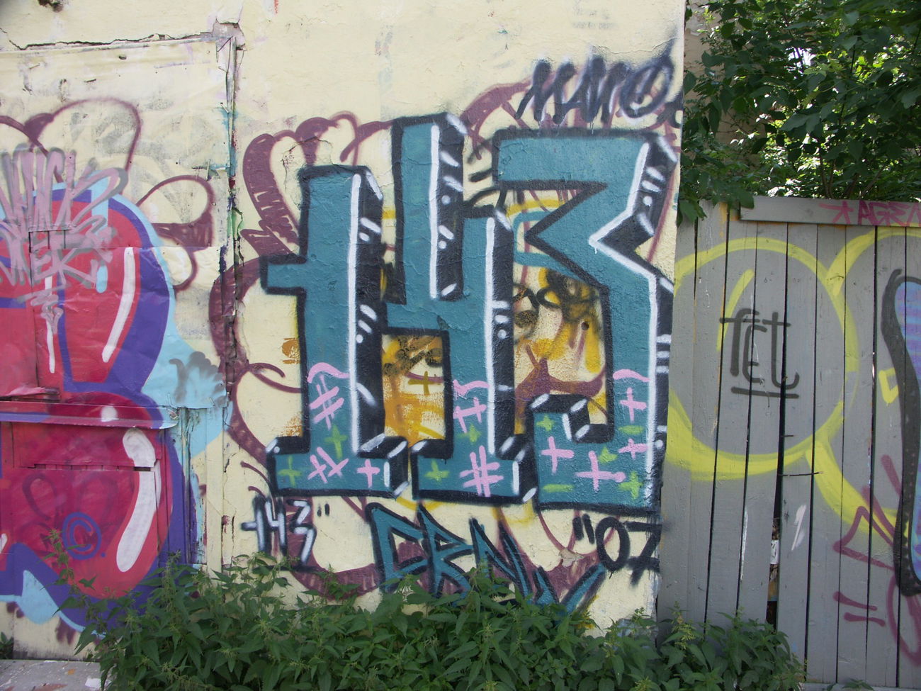 Graffiti Wall - Photo by 5483r143 (2007)
