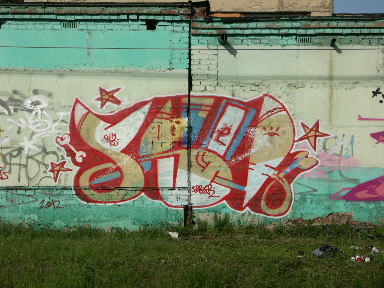 Graffiti Wall - Photo by 5483r143 (2012)