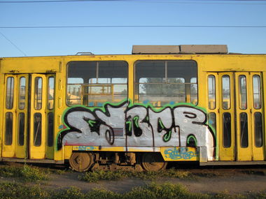 Graffiti Train - Photo by 5483r143 (2012)