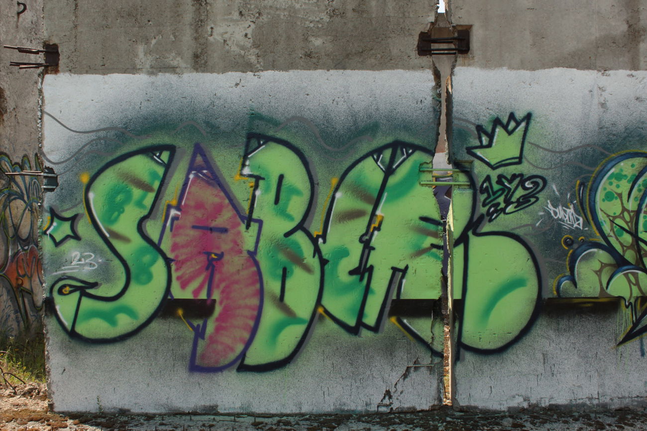 Graffiti Wall - Photo by 5483r143 (2023)