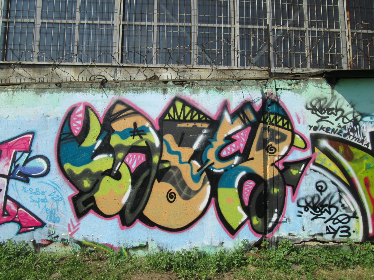 Graffiti Wall - Photo by 5483r143 (2013)