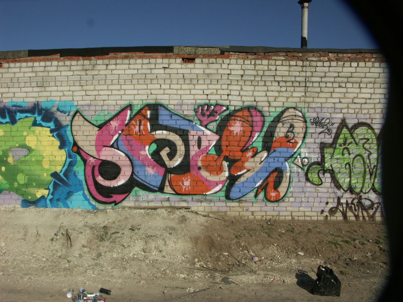 Graffiti Wall - Photo by 5483r143 (2012)