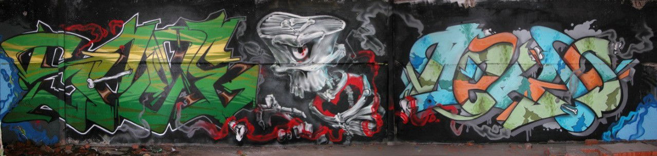 Graffiti in Tula - Photo by 5ame - PashaSame, Shepot (2012)