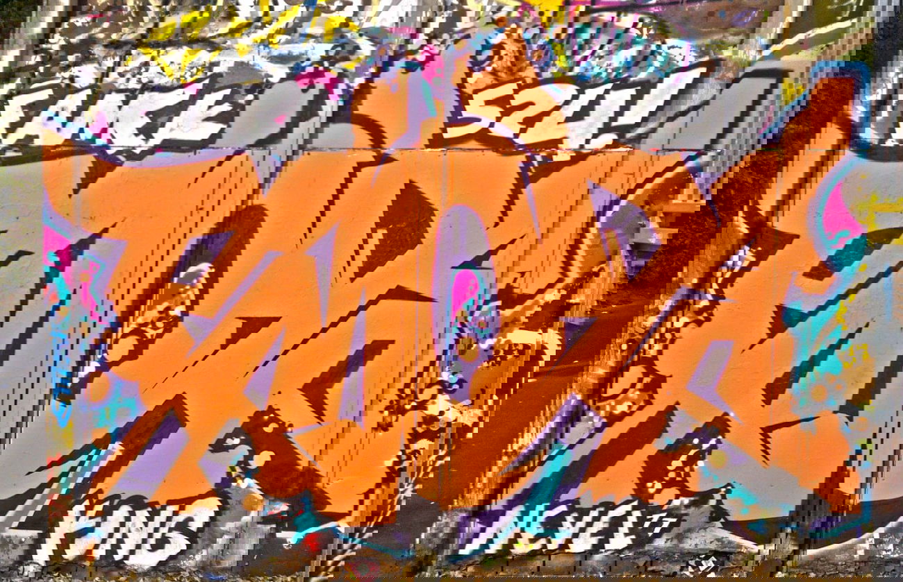 Graffiti Wall - Photo by 5zwo4 - 5zwo4, 524, pmode (2013)