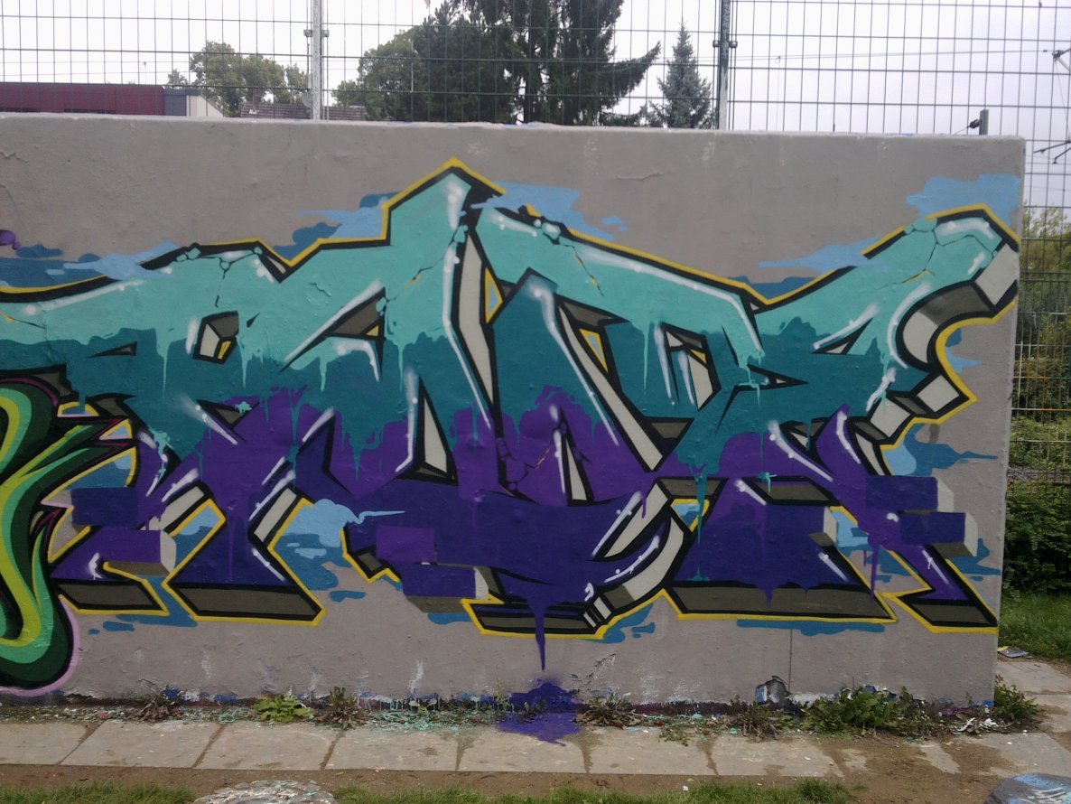 Graffiti Wall - Photo by 5zwo4 - 5zwo4, 524, pmode (2013)