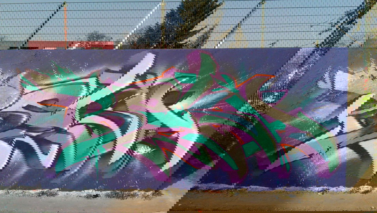 Graffiti Wall - Photo by 5zwo4 - 5zwo4, 524, graffiti