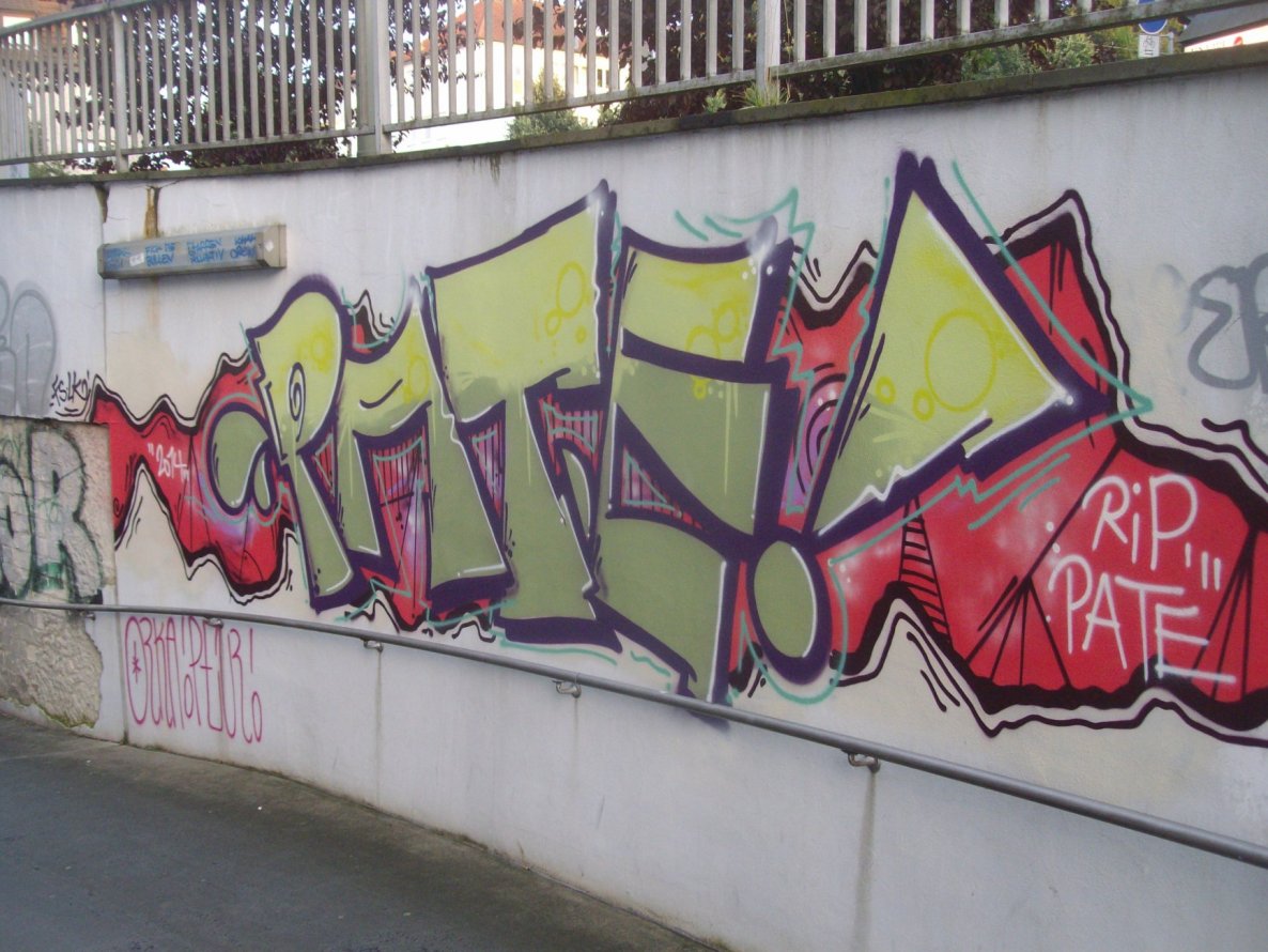 Graffiti Wall in Bielefeld - Photo by 607Salkin