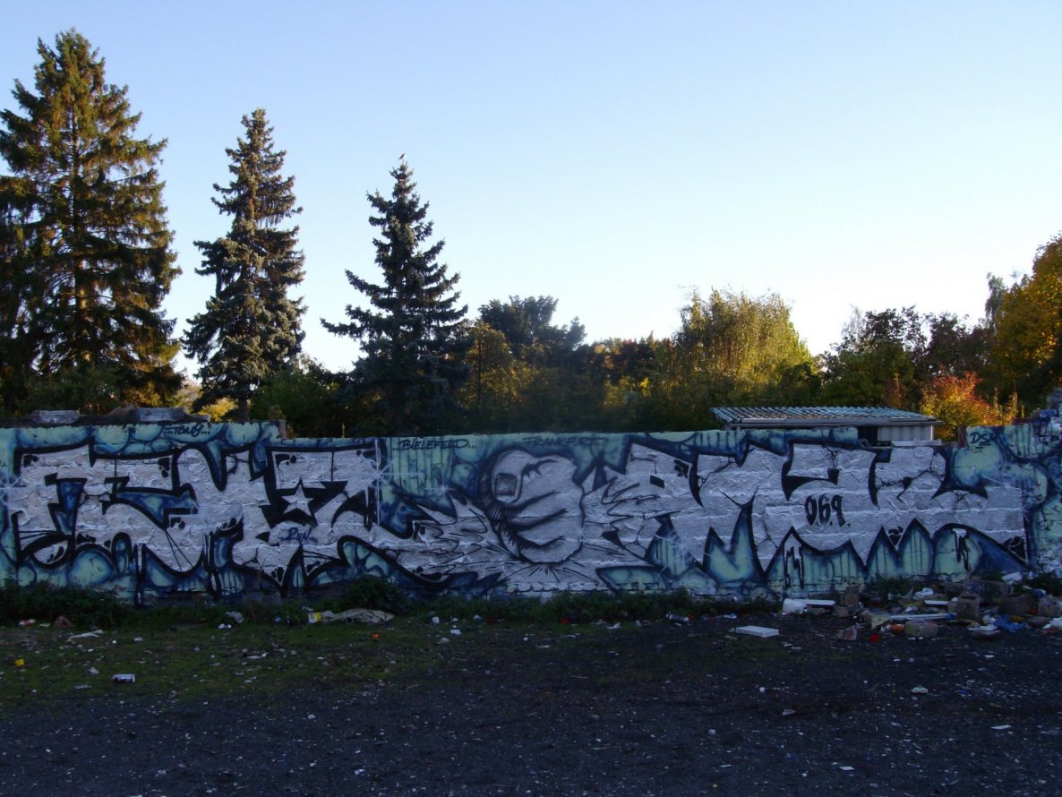 Graffiti Wall in Bielefeld - Photo by 607Salkin